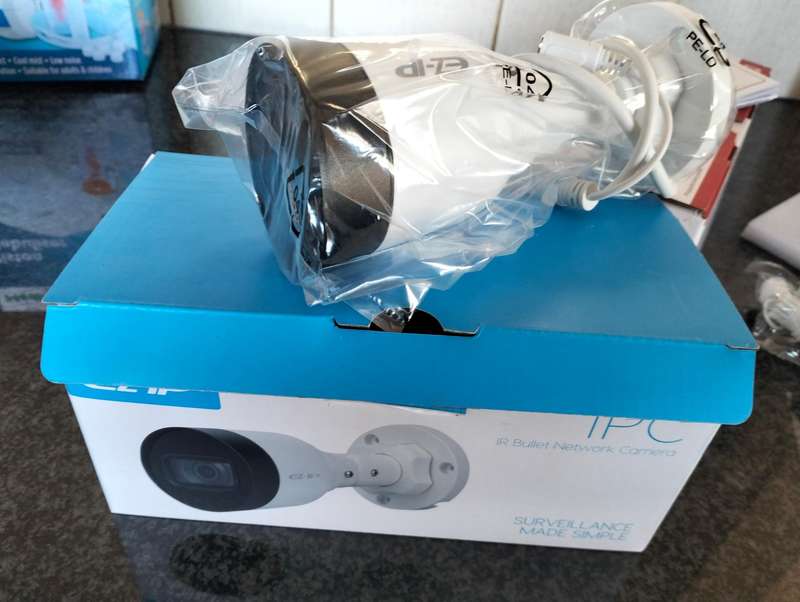 EZIP-IPC-B1A21-65-128 - EZ-IP 2MP IP BULLET CAMERA 2.8MM LENS