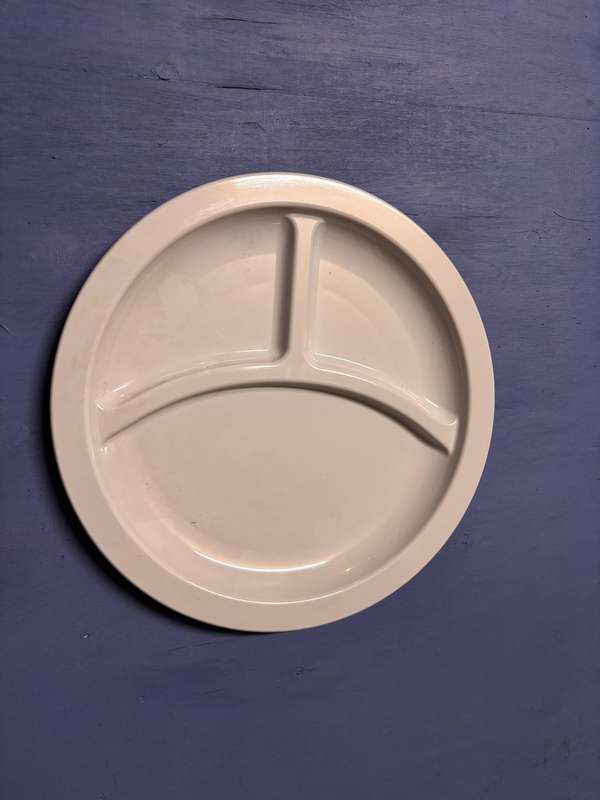 CAMBRO 3 COMPARTMENT DINNER PLATE 250MM
