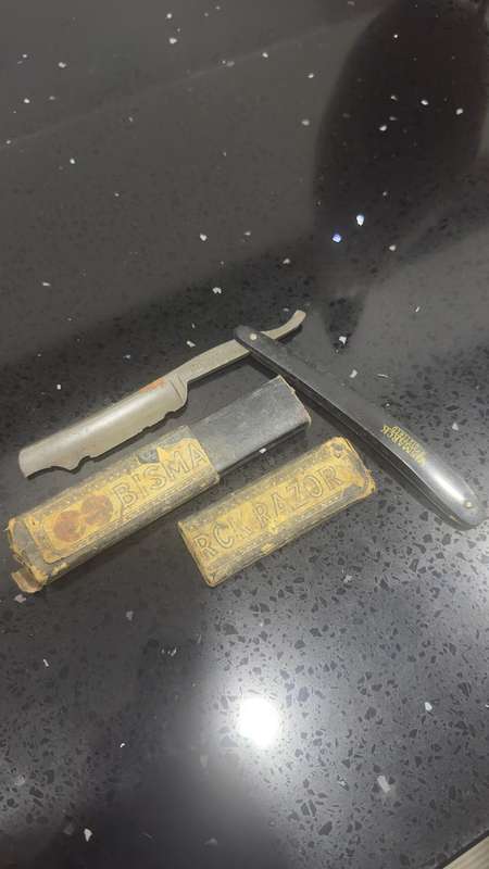 Bismarck Razor