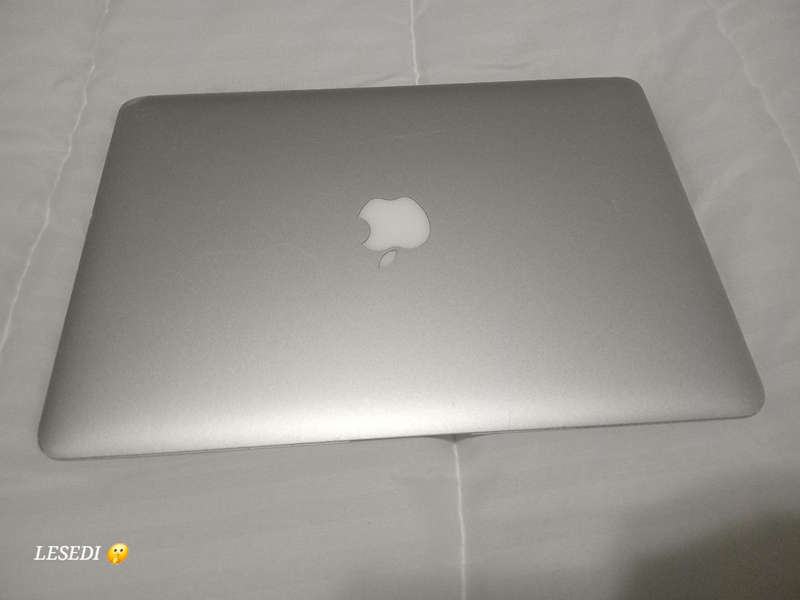 MacBook Air 13.3inches (2015)