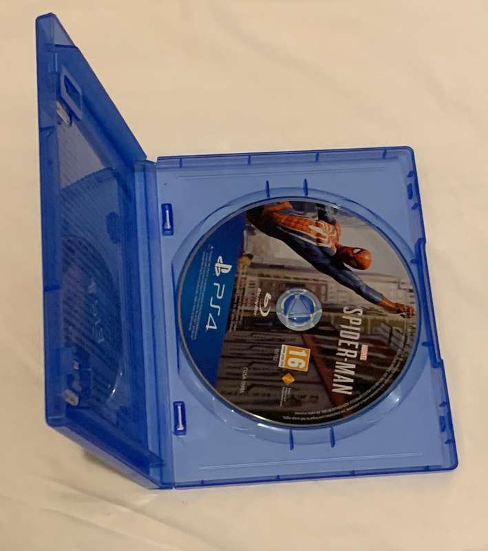 PS4 Game Bundle - Red Dead Redemption 2, Mortal Kombat 11, Rainbow Six Siege, Spider-Man, Overwatch
