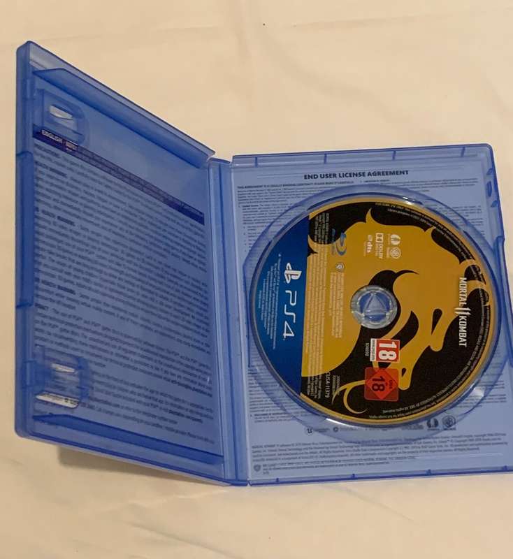 PS4 Game Bundle - Red Dead Redemption 2, Mortal Kombat 11, Rainbow Six Siege, Spider-Man, Overwatch