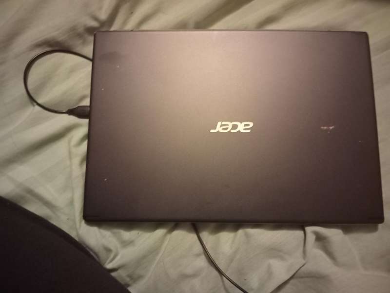 Acer aspire 5