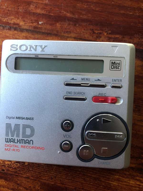 Sony Walkman MZ-R70 Minidisc Player/Recorder  Vintage Retro, Fully Working & Mint Condition