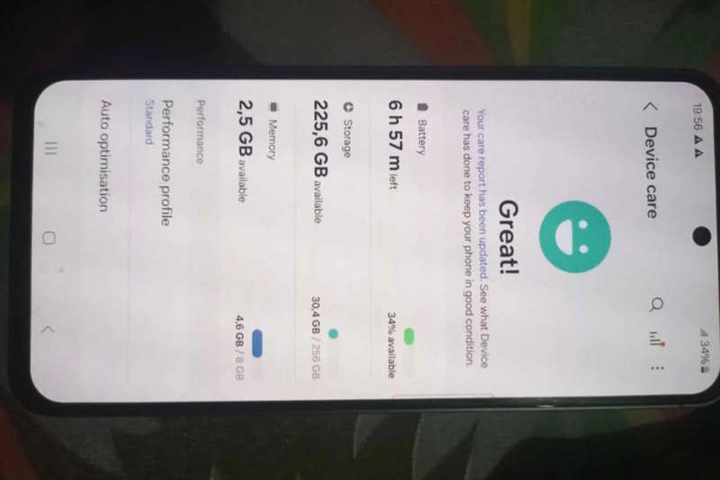 Samsung S24fe