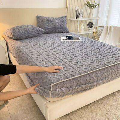 JUNIOR TRANDING / NEW 3 PICS GEOMETRIC MATTRESS PROTECTOR SETS