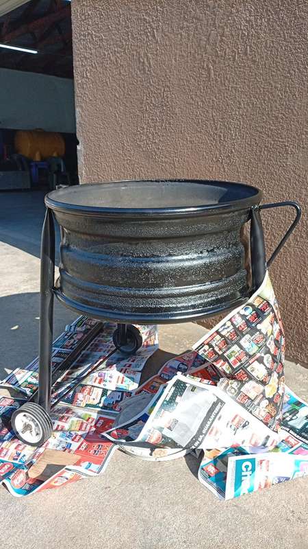 Rim Braai Stand for Rugby