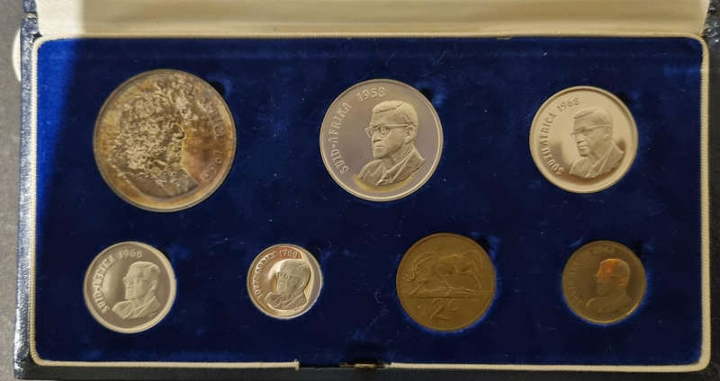 Rare 1968 South Africa Proof Coin Set in Original Case  Collectors Item!