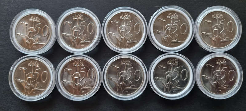 10 × 1966 50cent coins in coin capsules