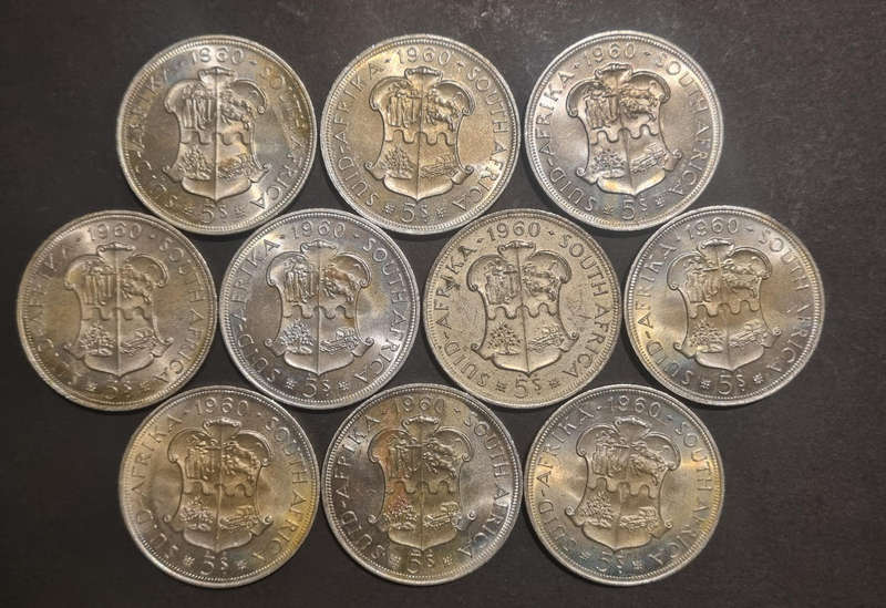 10 × 1960 5 Shilling coins