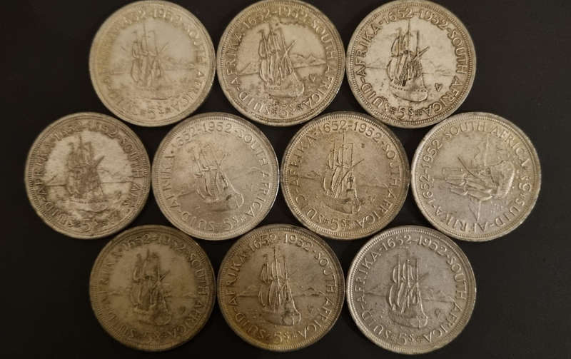 10 × 1952 5 Shilling Coins