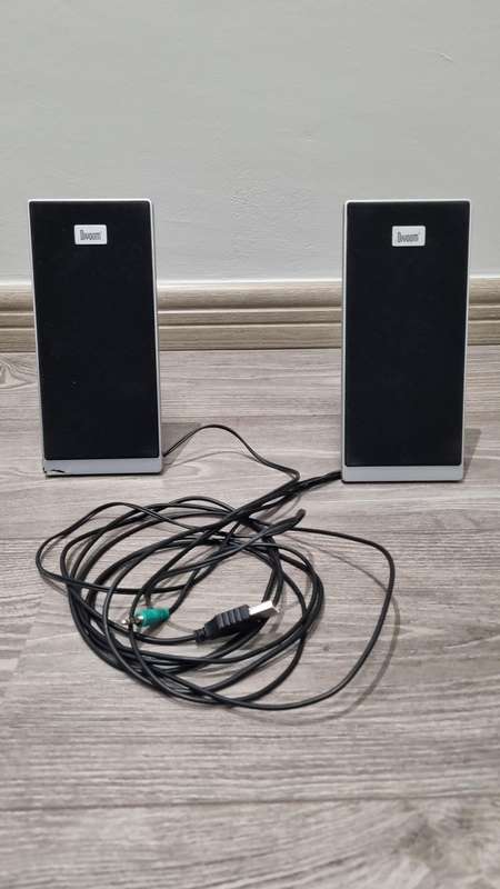 Dell Vostro Tower Computer with lots of FREE Accessories