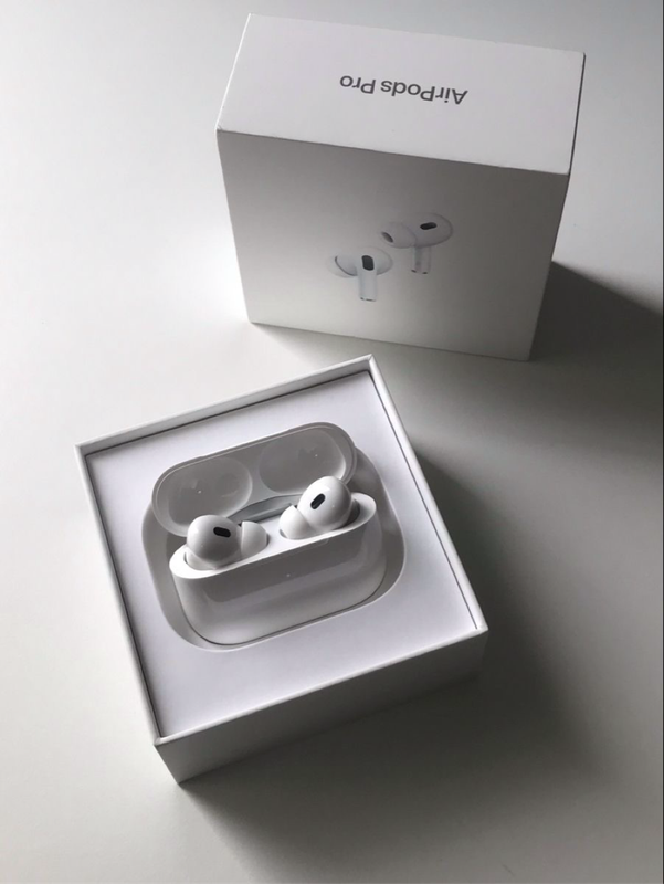 AlRPODS PRO 2 WITH ACTIVE NOISE CANCELLATION