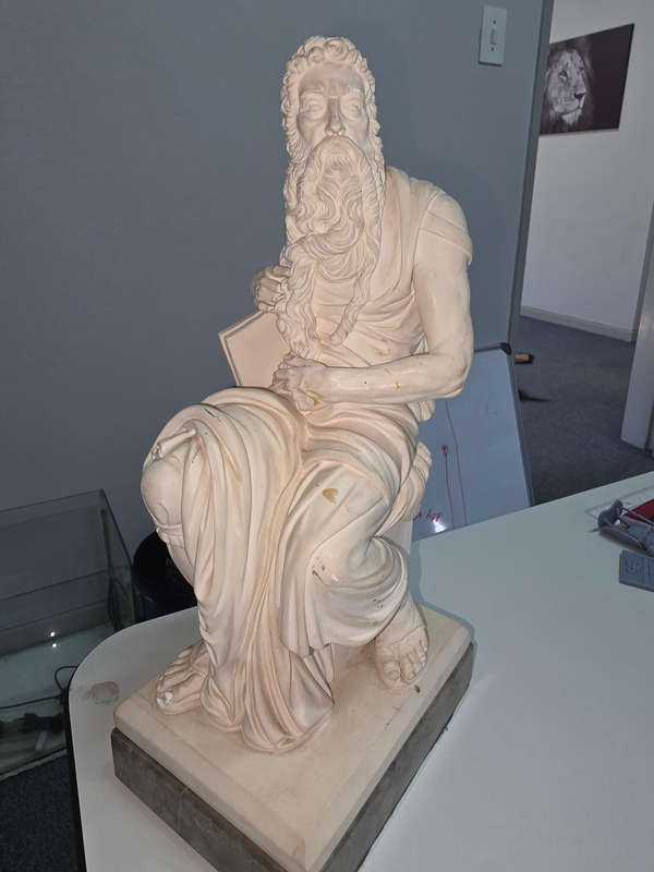 A Gianelli Marble Statue