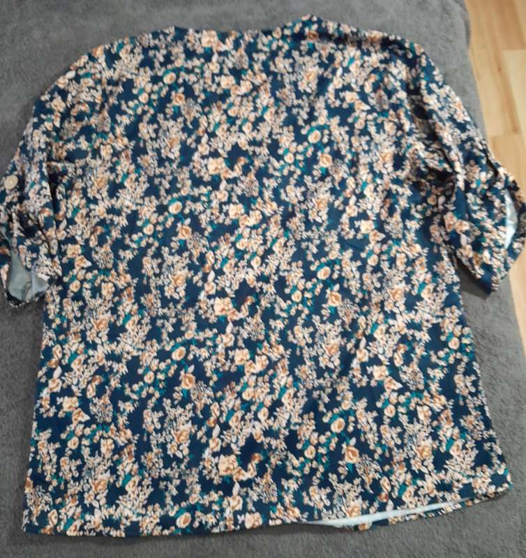 Ladies Shein Top