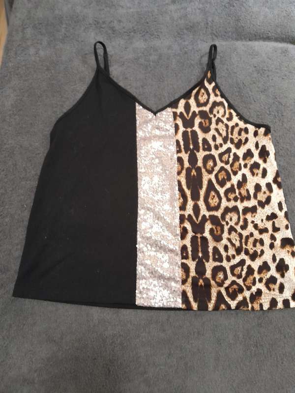 Ladies Top -  Shein - Shoestring/Tank - black - Animal print - Medium