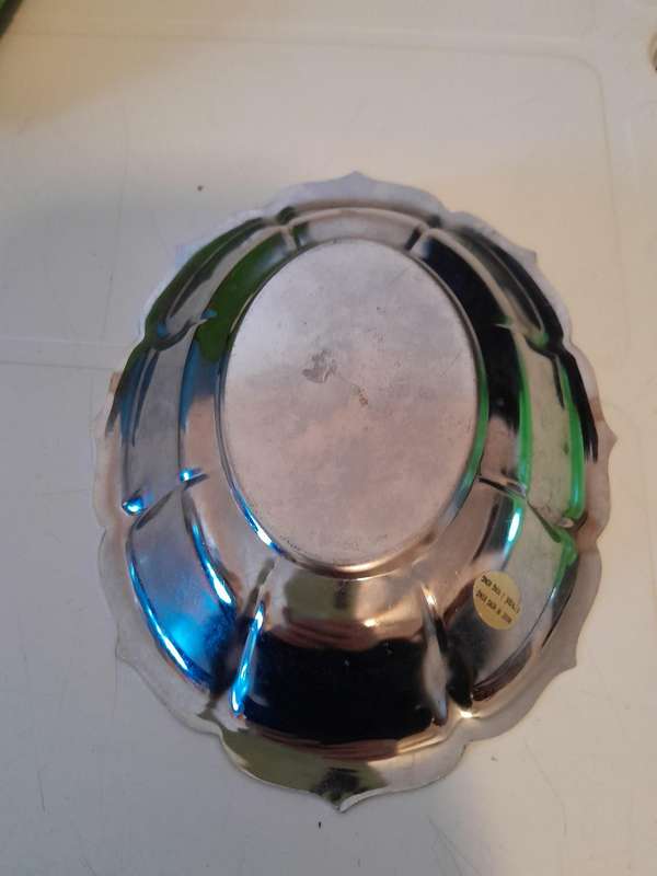 Vintage Stainless Steel Scalloped tray - 18x24cm - Made in Hong Kong