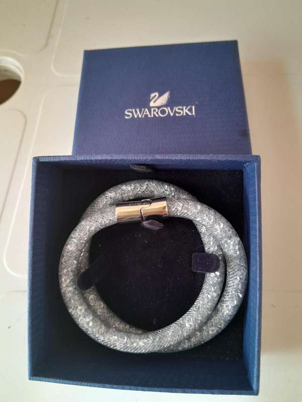 Authentic Swarovski Stardust Bracelet - Silver mesh with Crystals - double loop