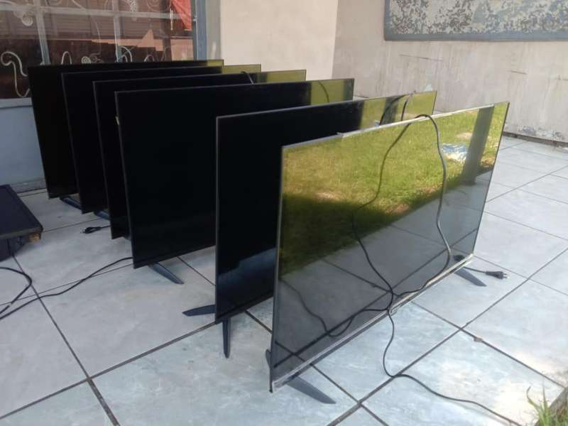 Tv's 32 inches