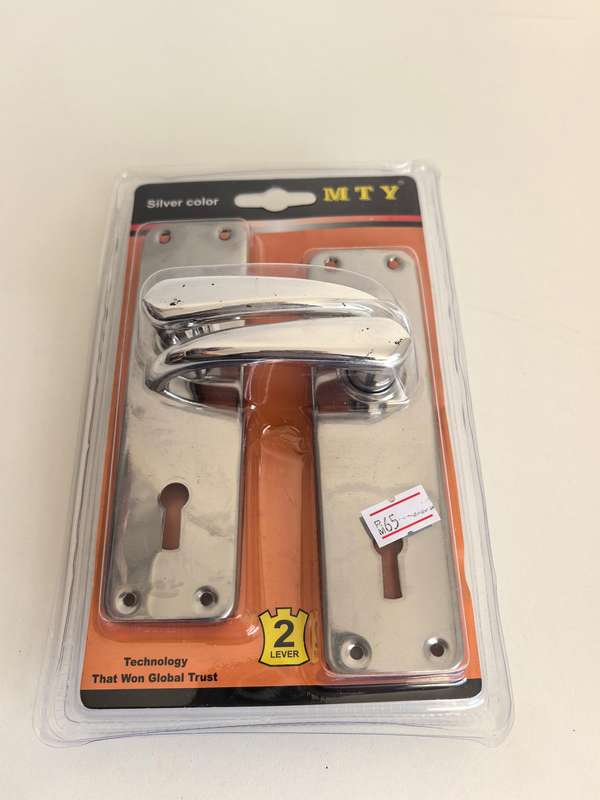 Door handle