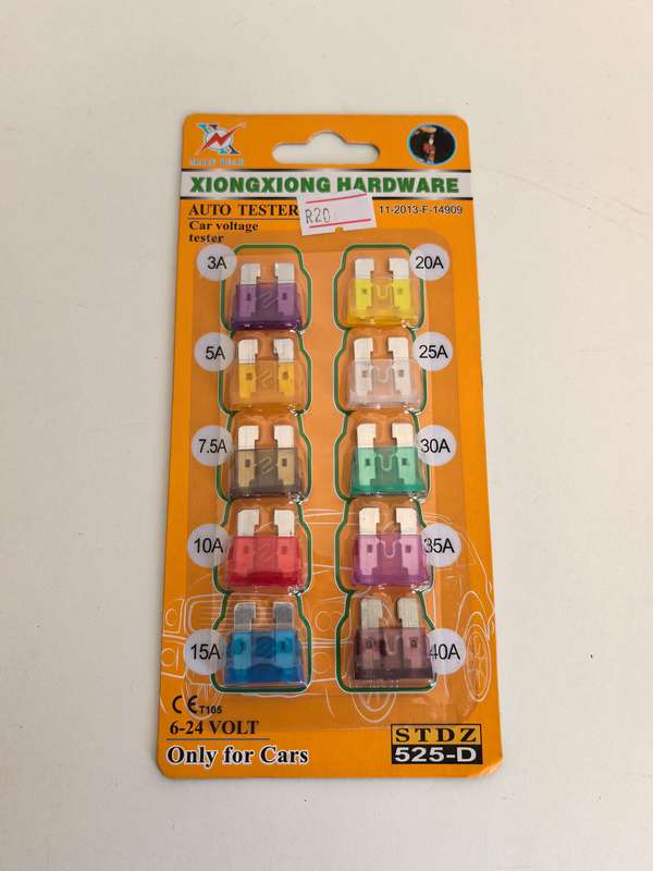 car voltage tester