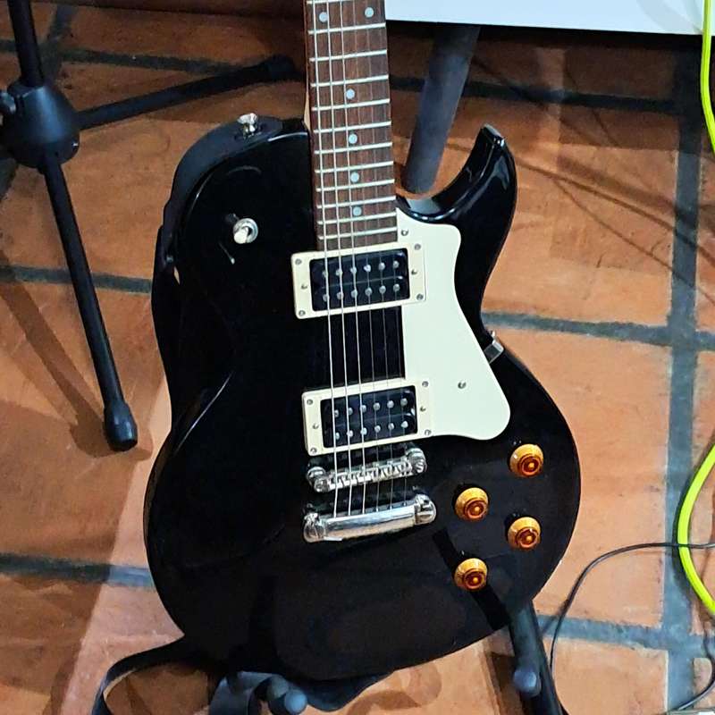 Cort CR100 Electric Guitar  Black