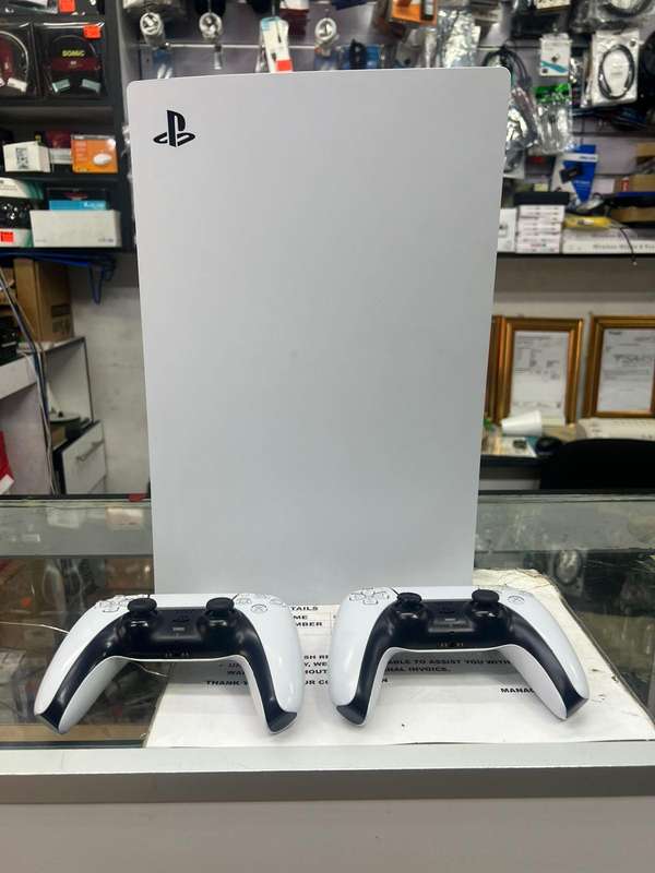 PS5 WITH 2 CONTROLLERS CD VERSION FOR SALE