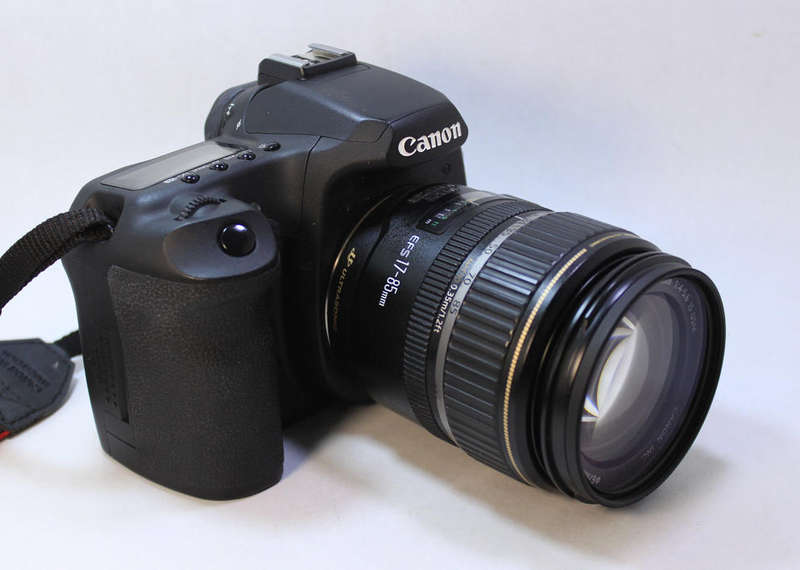 Canon EOS 50D Camera Body 17mm - 85mm Lens and Carry Case with Accessories