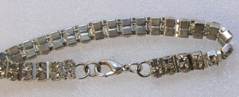 Beautiful Ladies Evening Wear Bracelet Diamond Style
