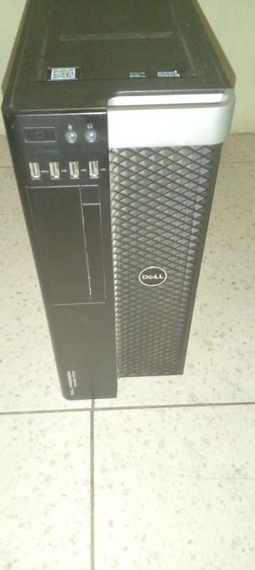 Dell Precision T7810 Tower Workstation Dual Xeon cpus 2 x 6 Cores 1.9ghz Proccessors