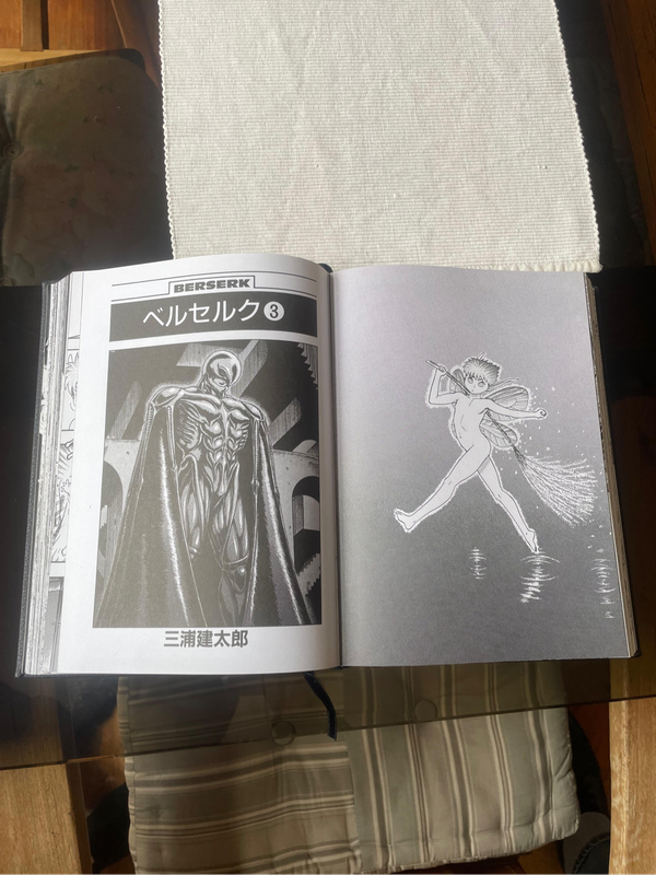 Berserk Deluxe edition volume 1 - 5