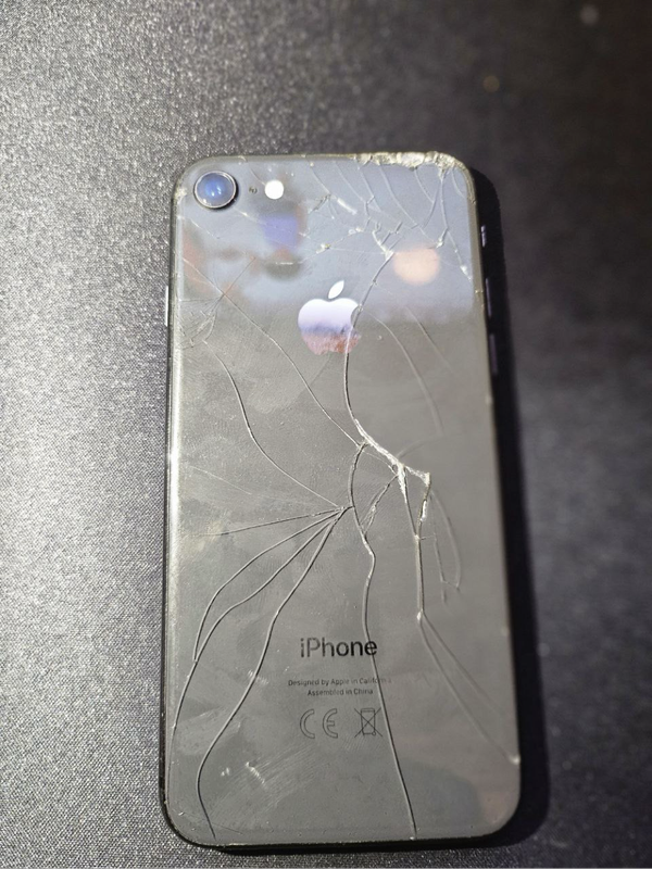 iPhone 8