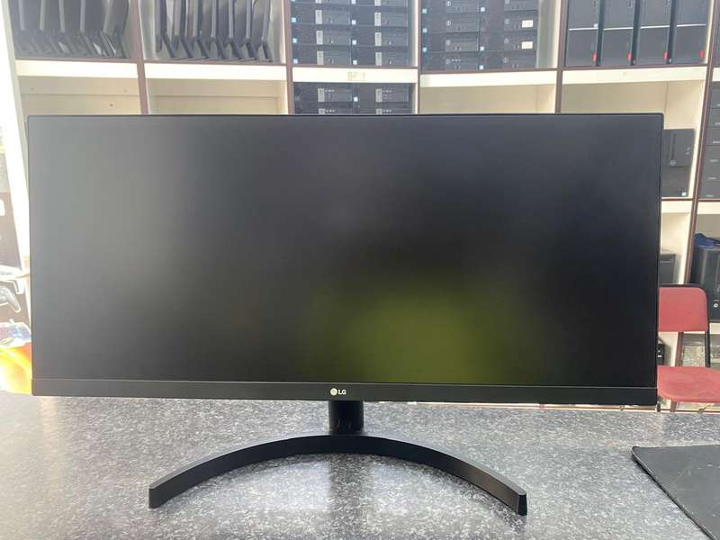 LG 29WL500 Ultra Wide 29 UW-UXGA (3840×2160) 75Hz 5ms IPS Monitor