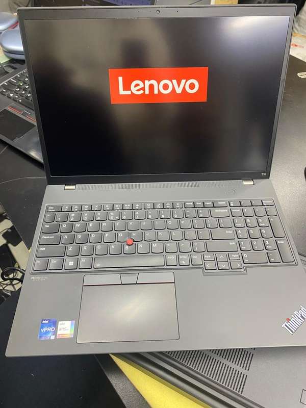 Lenovo ThinkPad T16 Gen 1 Notebook PC Core i7-1255U / 16.0 WUXGA / 32GB RAM / 512GB SSD Gen 4x4
