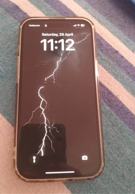 iPhone 15 128GB