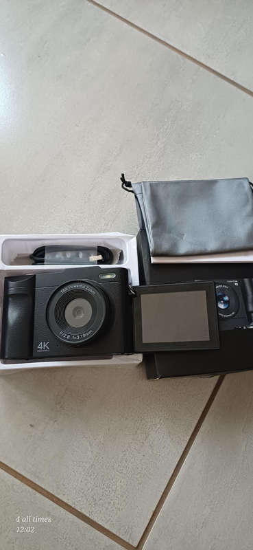 50 mp Vloging 4k ultra digital camera