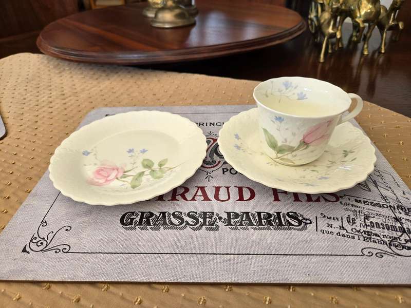 Mikasa "April Rose" bone china trio set