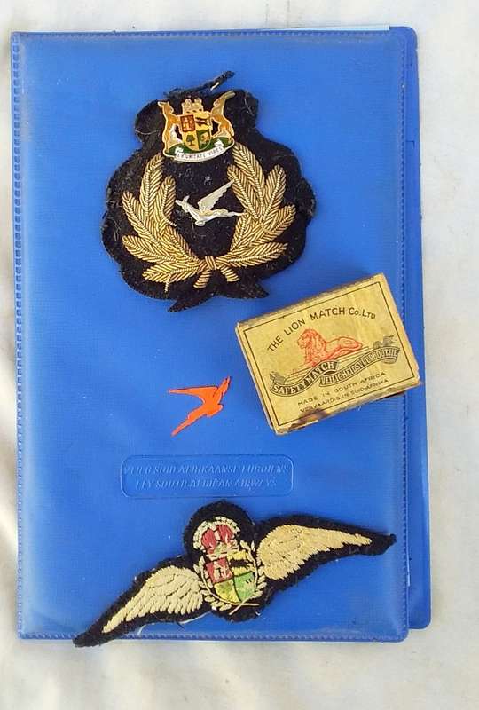WW2 SAAF Pilot Wings & SAL SAA Note pad
