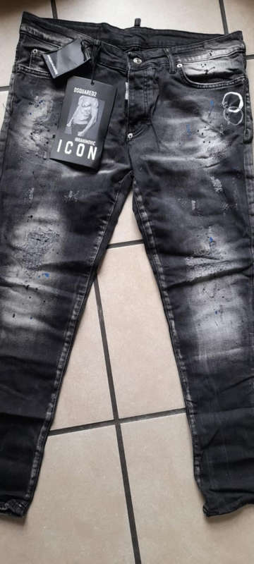 DSQUARED2 MEN JEANS  VERY GOOD QUALITY