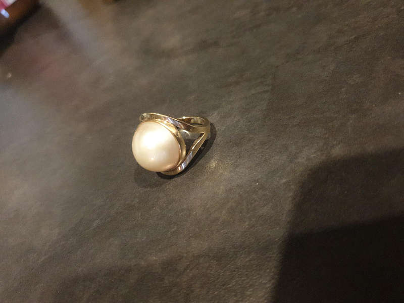 9crt Gold Marbe Pearl ring