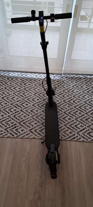 Xiaomi Mi Electric Scooter Pro 2