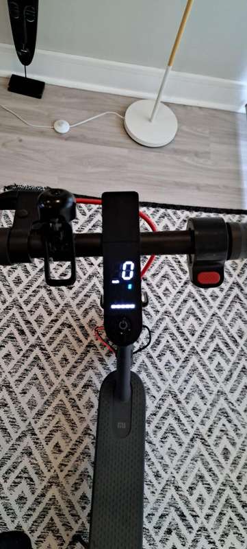 Xiaomi Mi Electric Scooter Pro 2