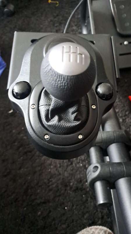 Logitech G923 TRUEFORCE Racing Wheel + Driving Force Shifter (Xbox & PC)