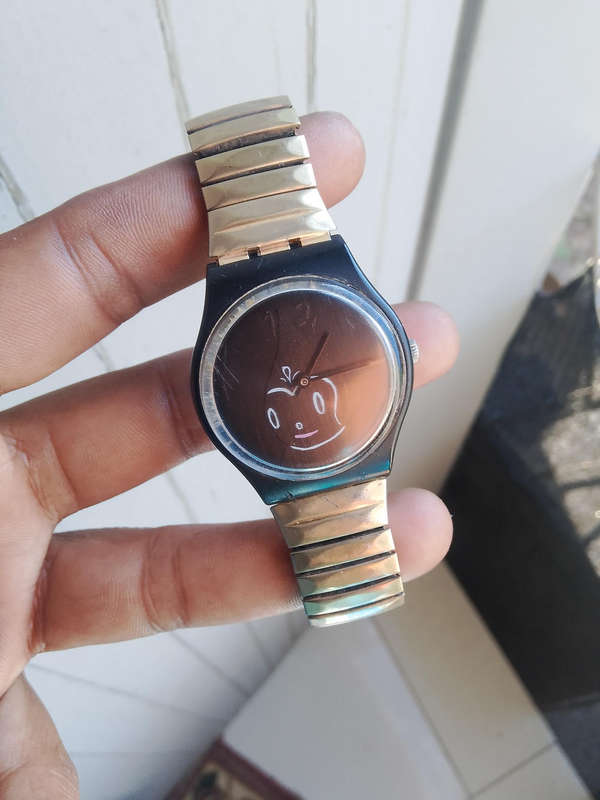 Gold swatch