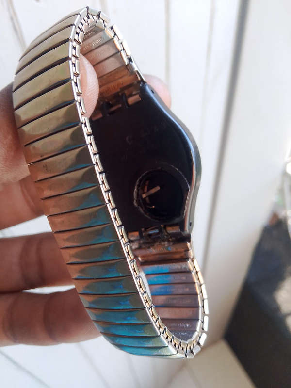 Gold swatch