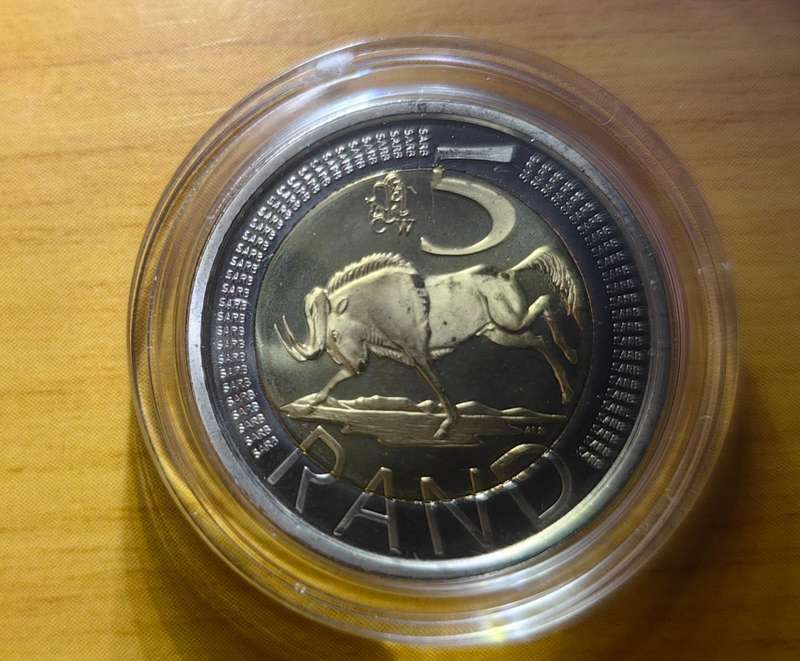 Collectible R5 Coin Set  2010 Mintmark + 2017 SARB 50th Anniversary  R800