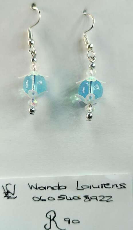 WL elegant earrings