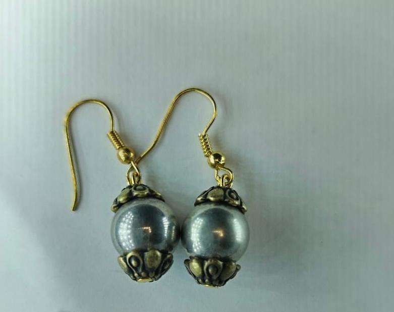 WL elegant earrings