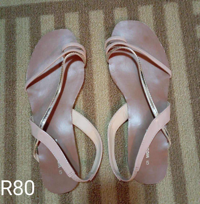 Shoe