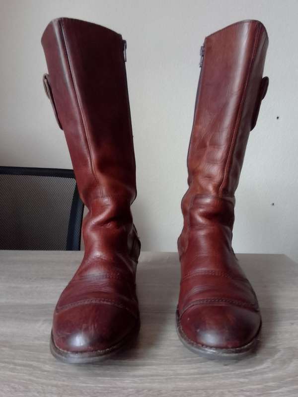Ladies Genuine Leather Catapillar boot